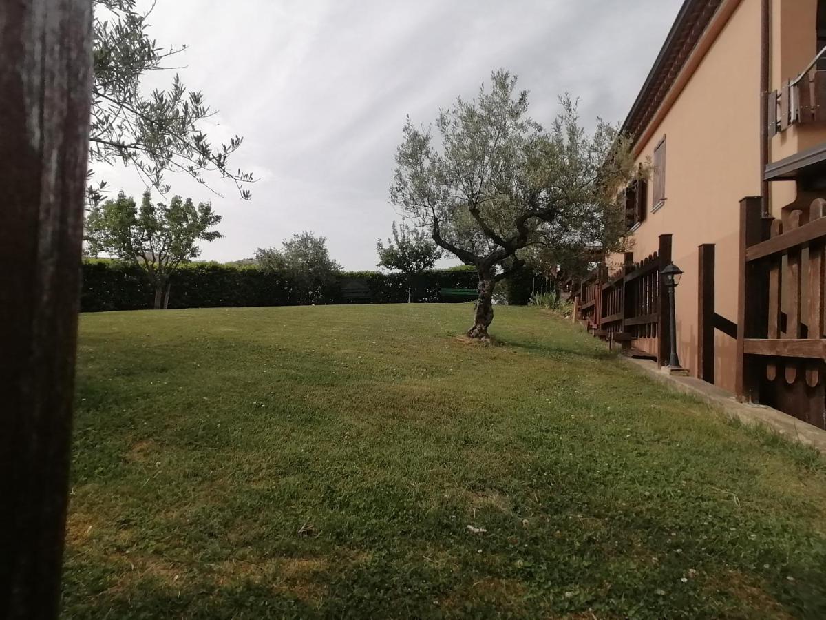 Le Chalet Del Pollino Rotonda Bagian luar foto